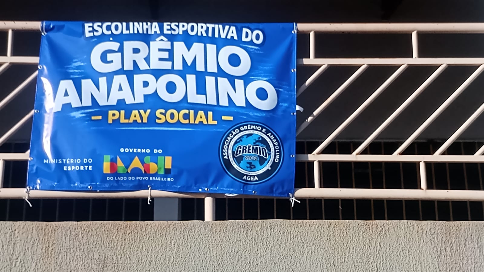 Capa do álbum Projeto Play social/ Trey Social